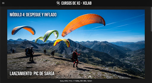 Pilotos preparando parapentes em uma decolagem